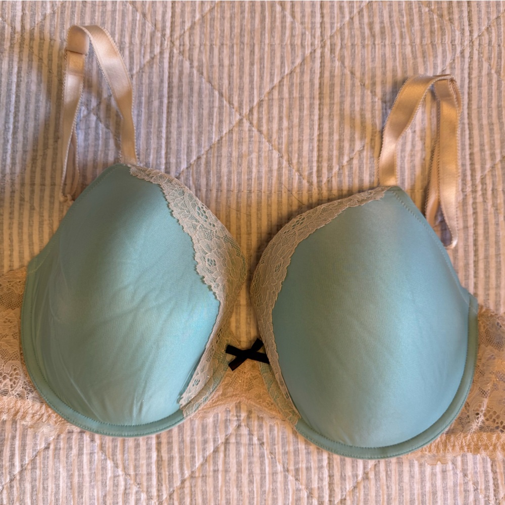 Victoria’s Secret VS 36DD Dream Angels Perfect Coverage Tiffany Blue Cream Lace